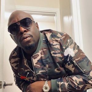 Meet your Posher, Osei